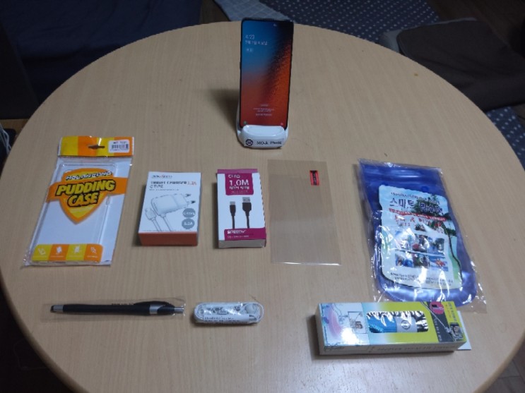 갤럭시S10 5G 자급제폰 마제스틱블랙 256기가 풀세트 판매합니다 