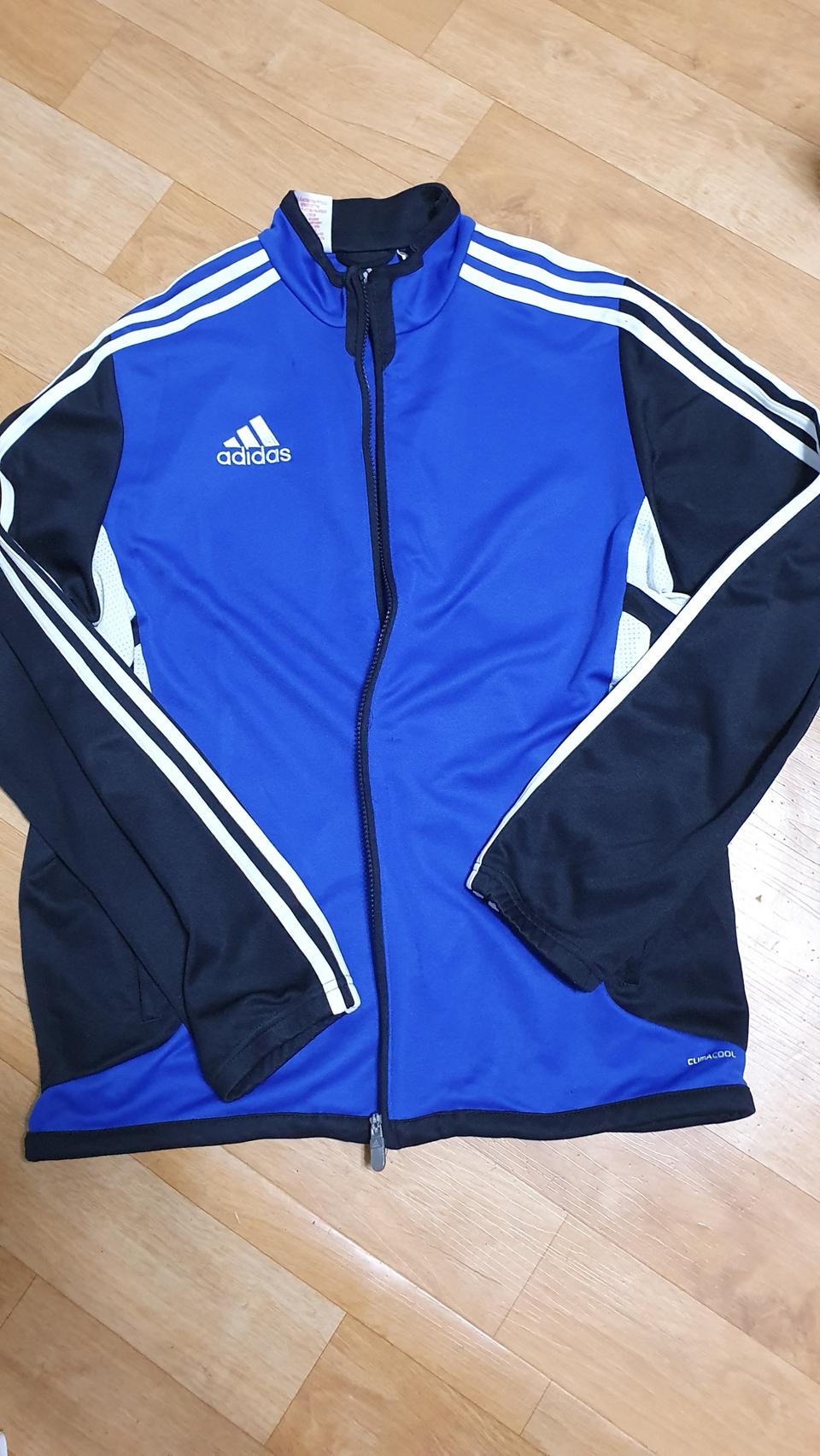 아디다스츄리닝