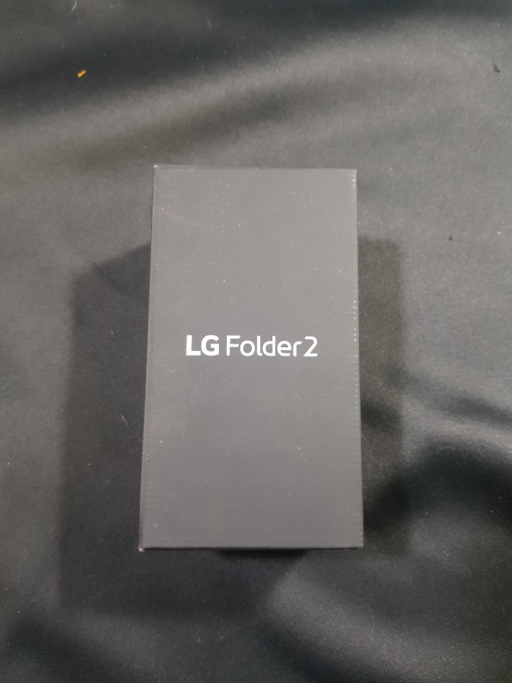 엘지 폴더 2 LM-Y120S 미개봉상품입니다