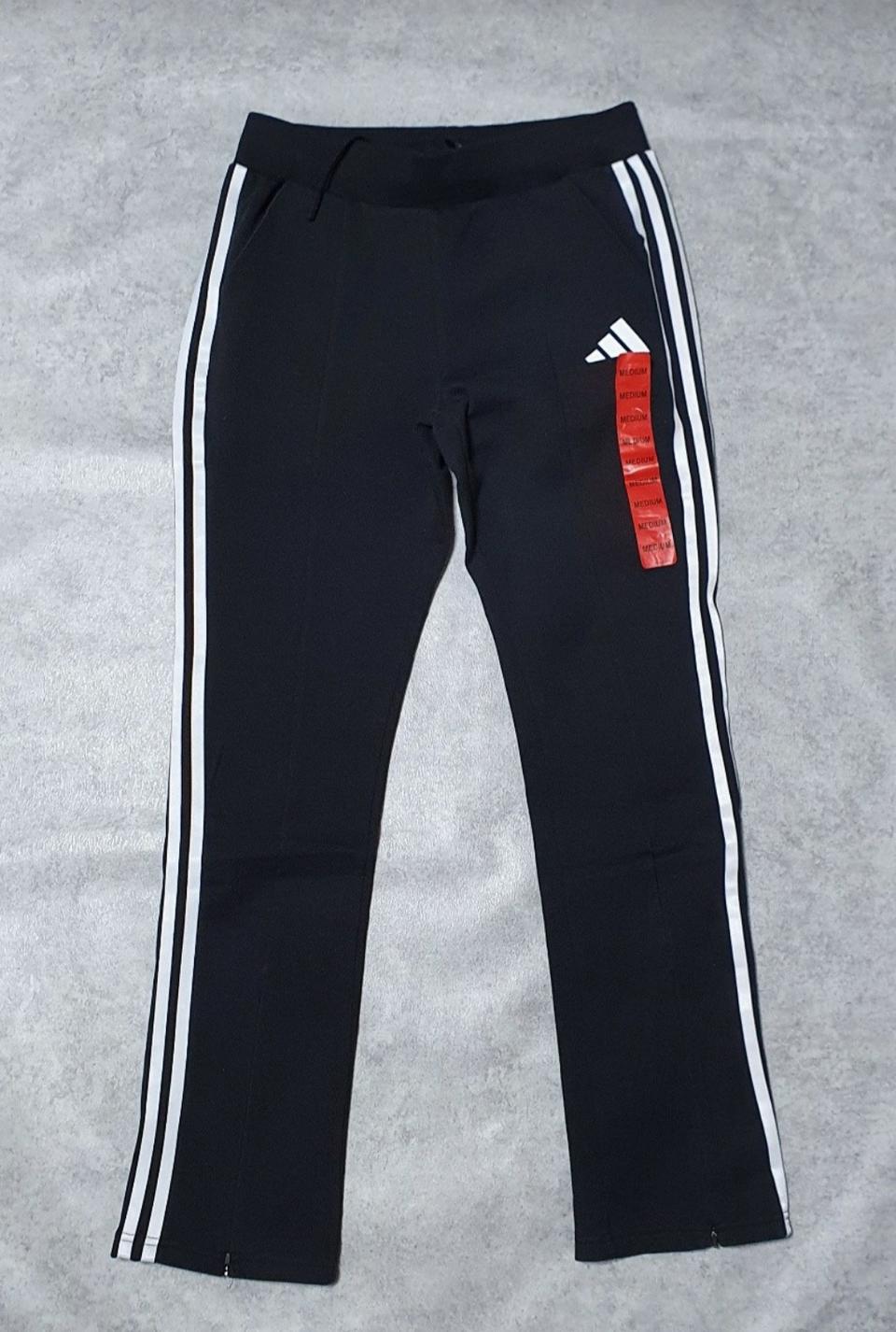 아디다스여성 트레이닝 정품입니다