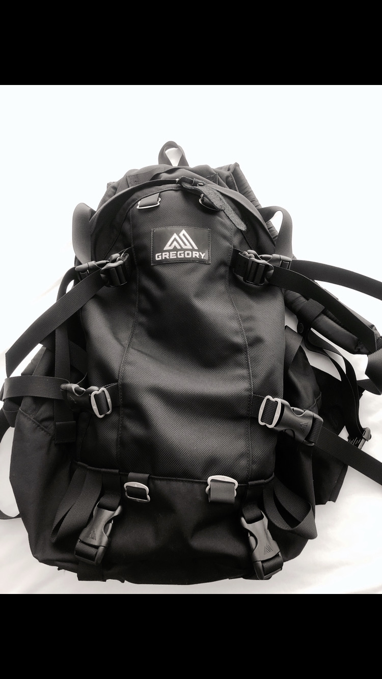 그레고리 데이앤하프 블랙발리스틱