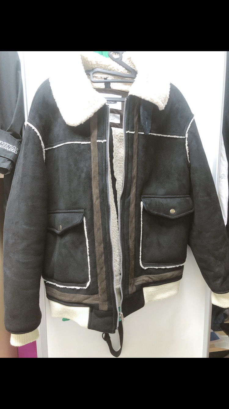 콰이어티스트 무스탕