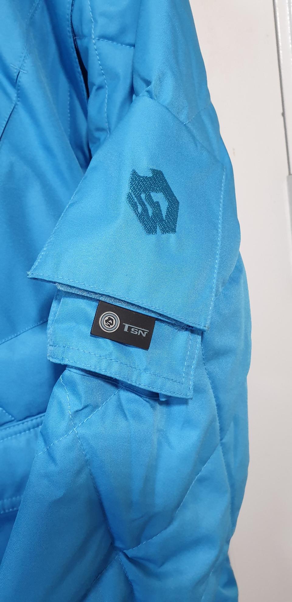 tsn 스키복 상의자켓 저렴하게 팝니다