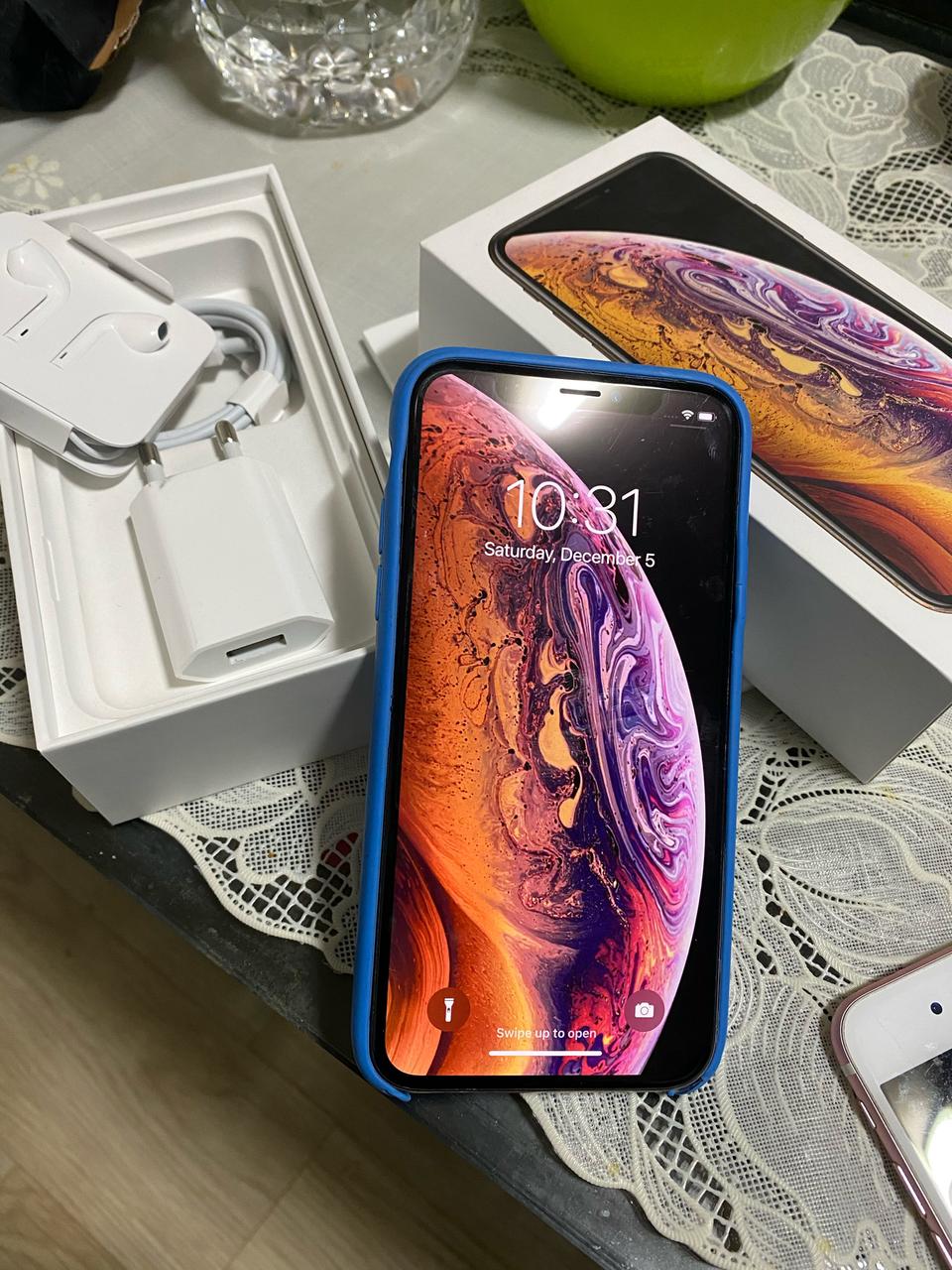 아이폰 xs 64g 판매합니다