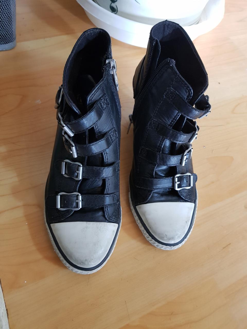 아쉬     37사이즈