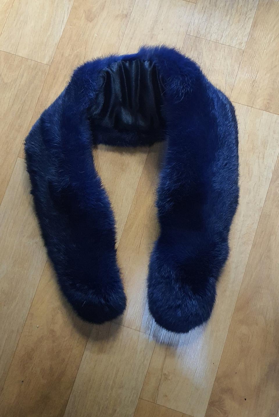 레노마 토끼털 목도리