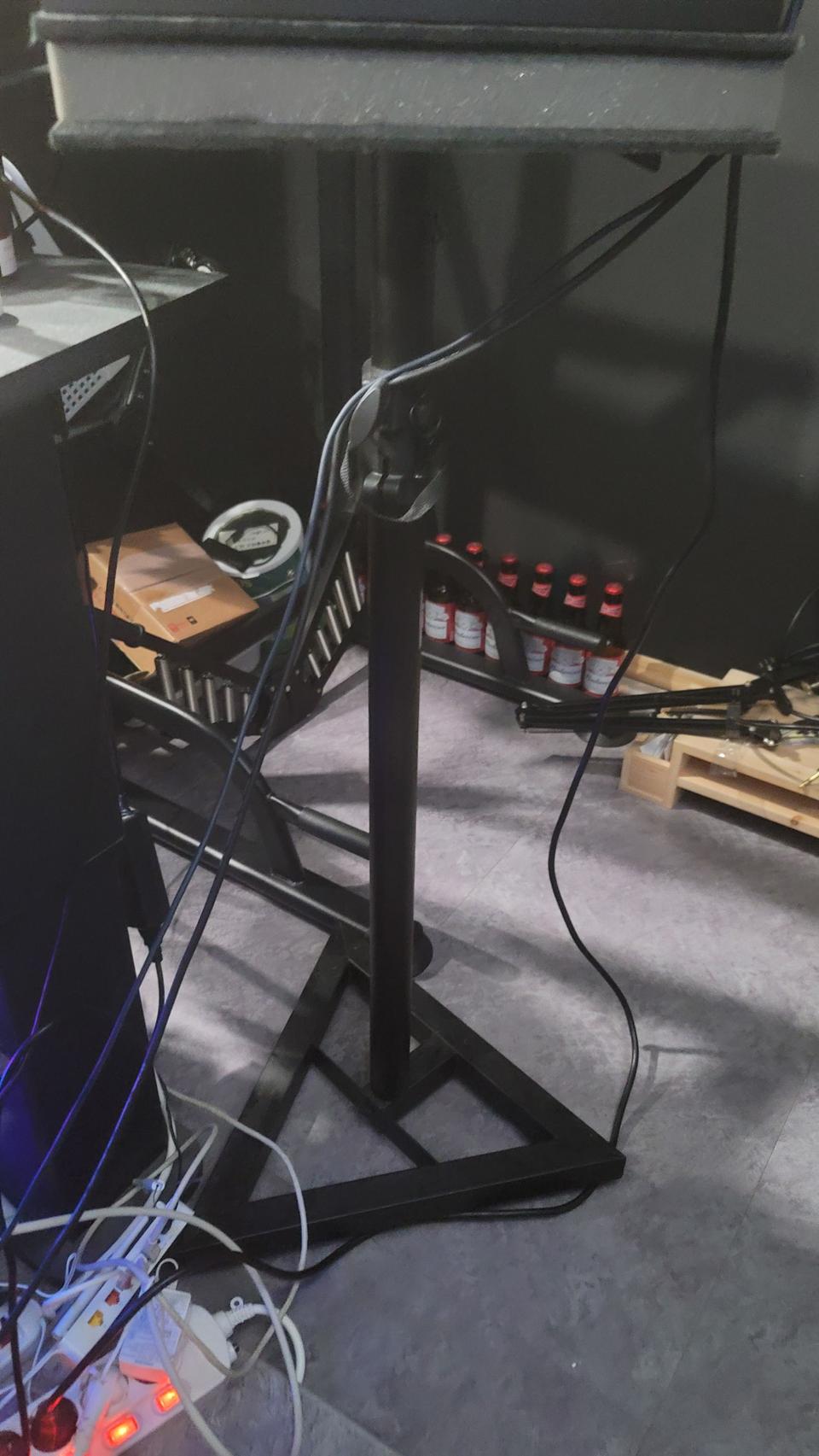 스피커 스탠드팝니다