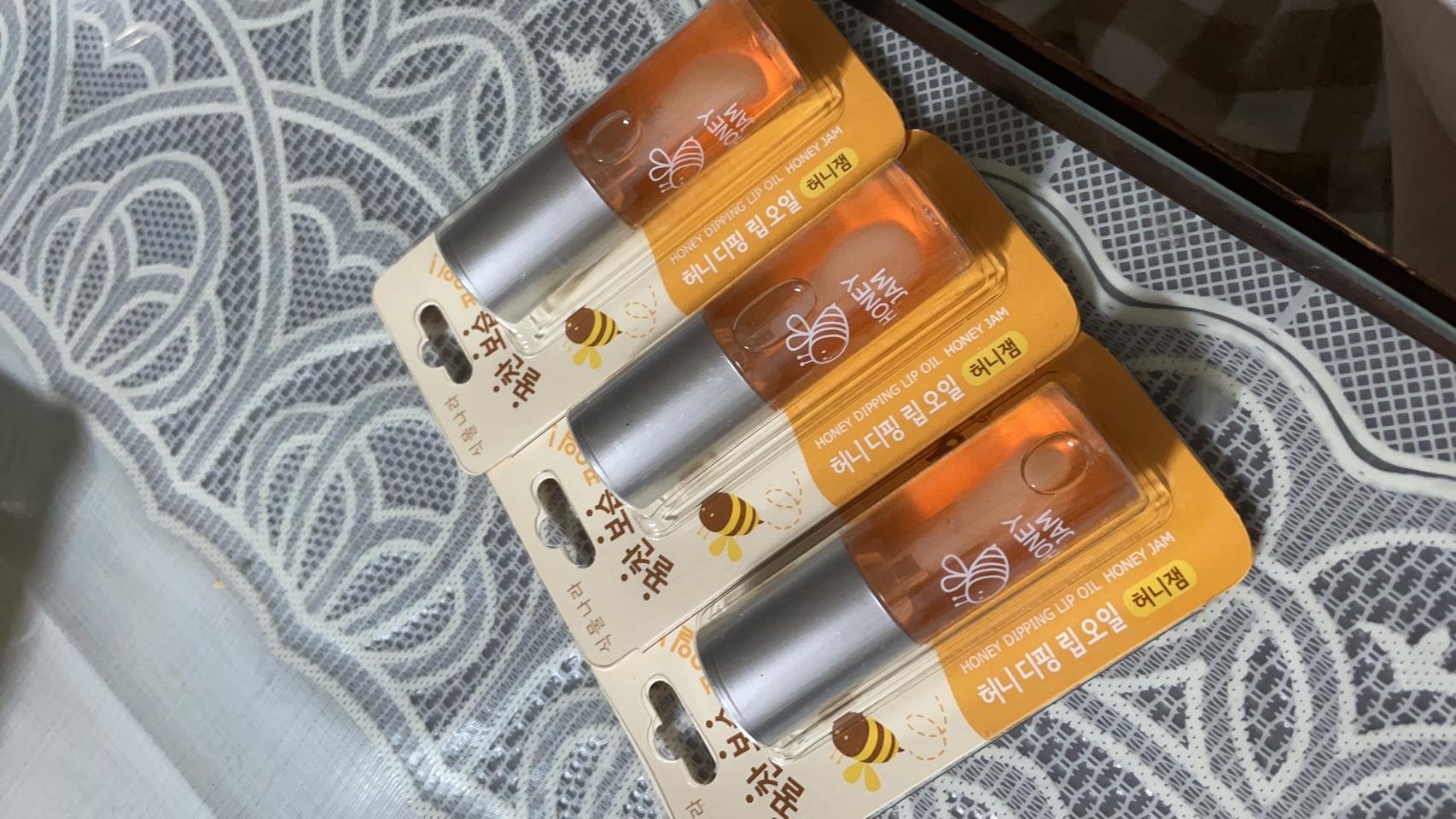 식물나라 허니립오일 새상품 3개 택포1.2만원 (정가: 개당 6천5백원)