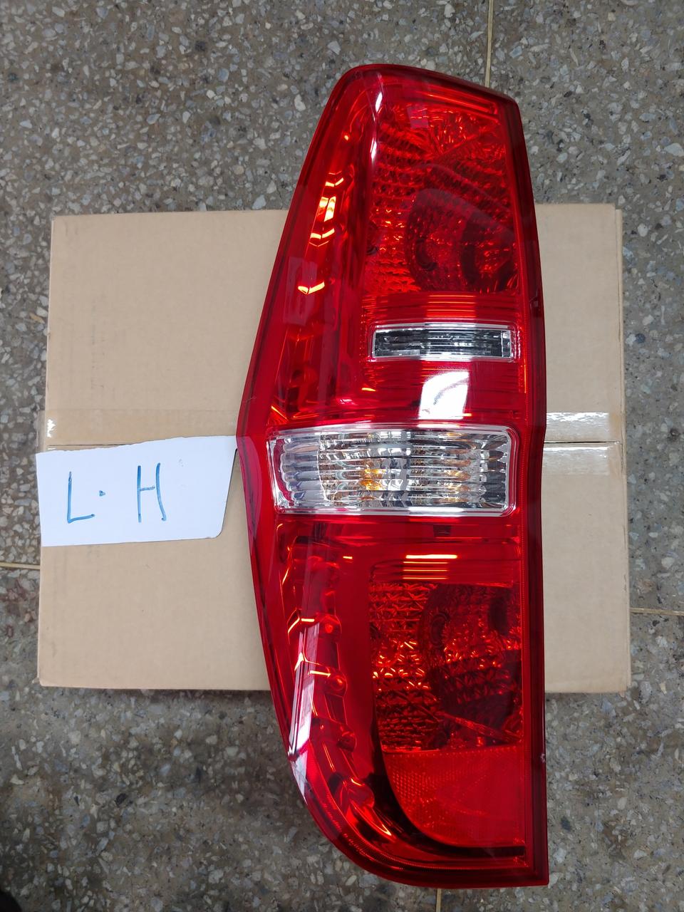 그랜드스타렉스 후미등