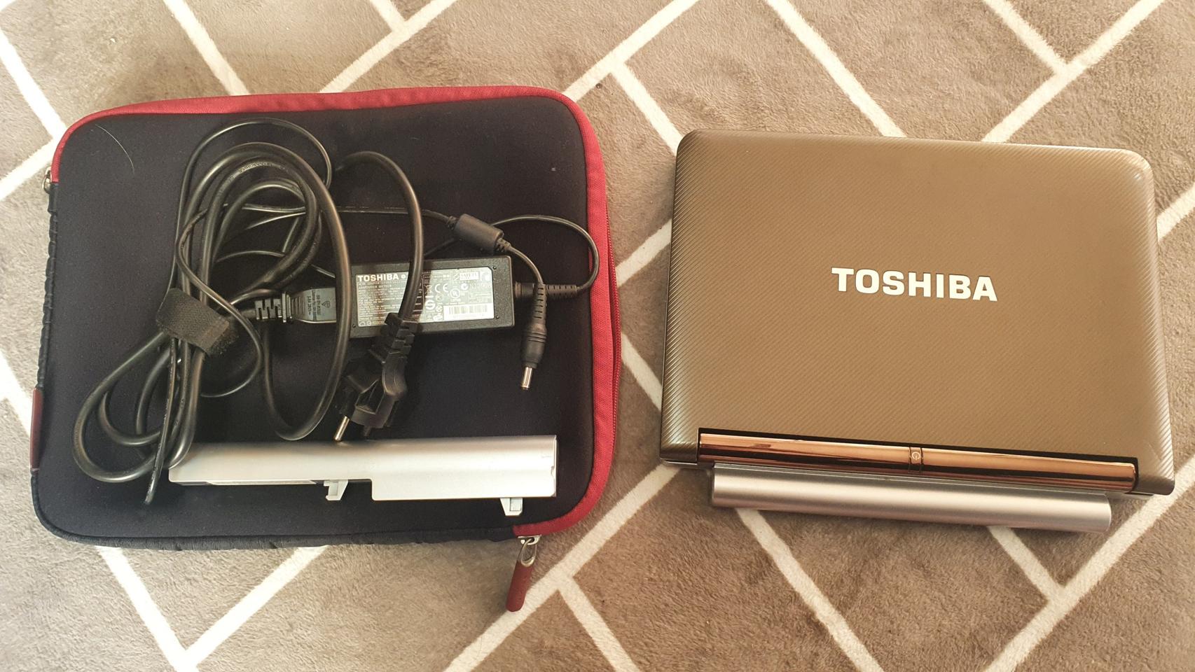 넷북 도시바 NB 200 판매합니다