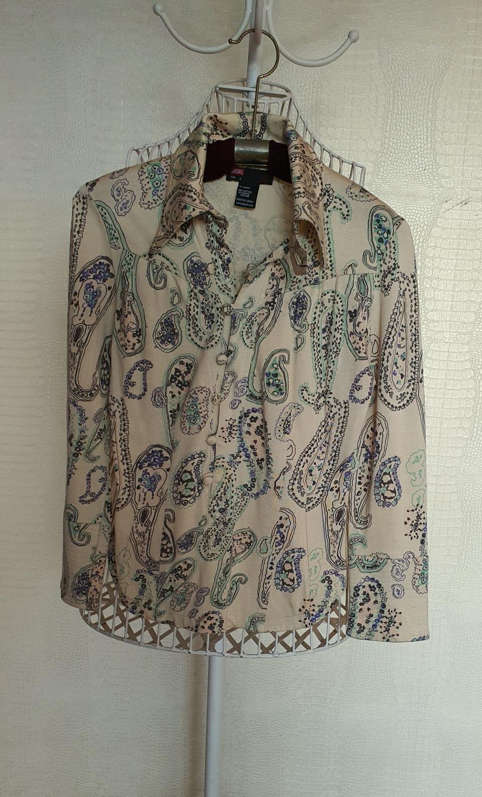 디젤 프린트 티셔츠