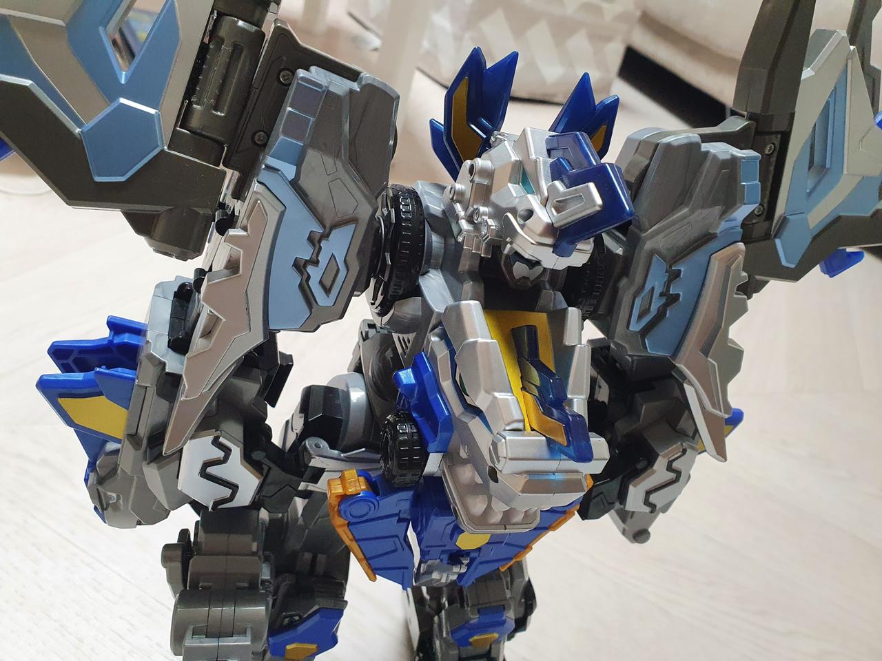 다이노코어 하이퍼디세이버 싸게판매(A급)