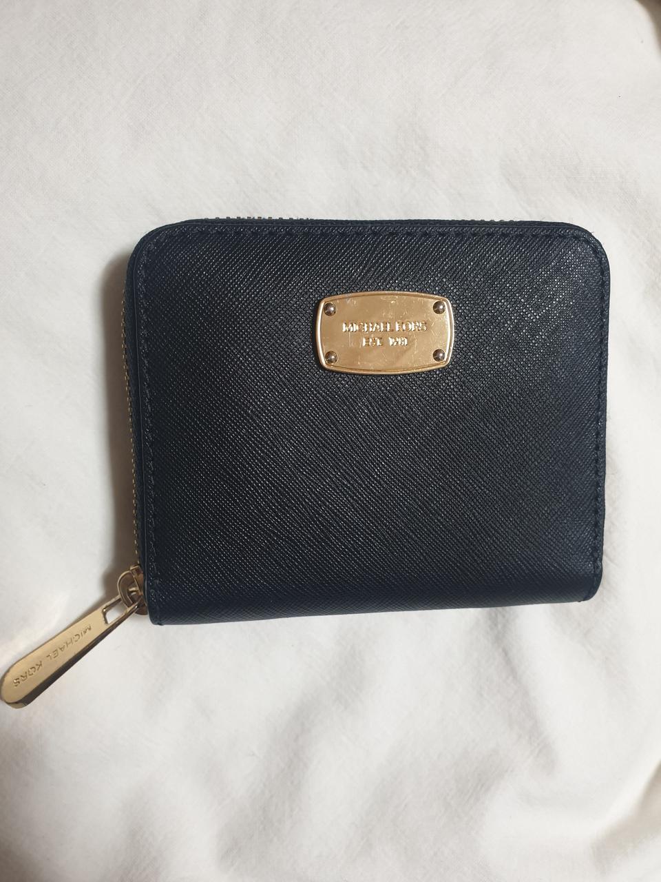 (정품)마이클코어스 반지갑