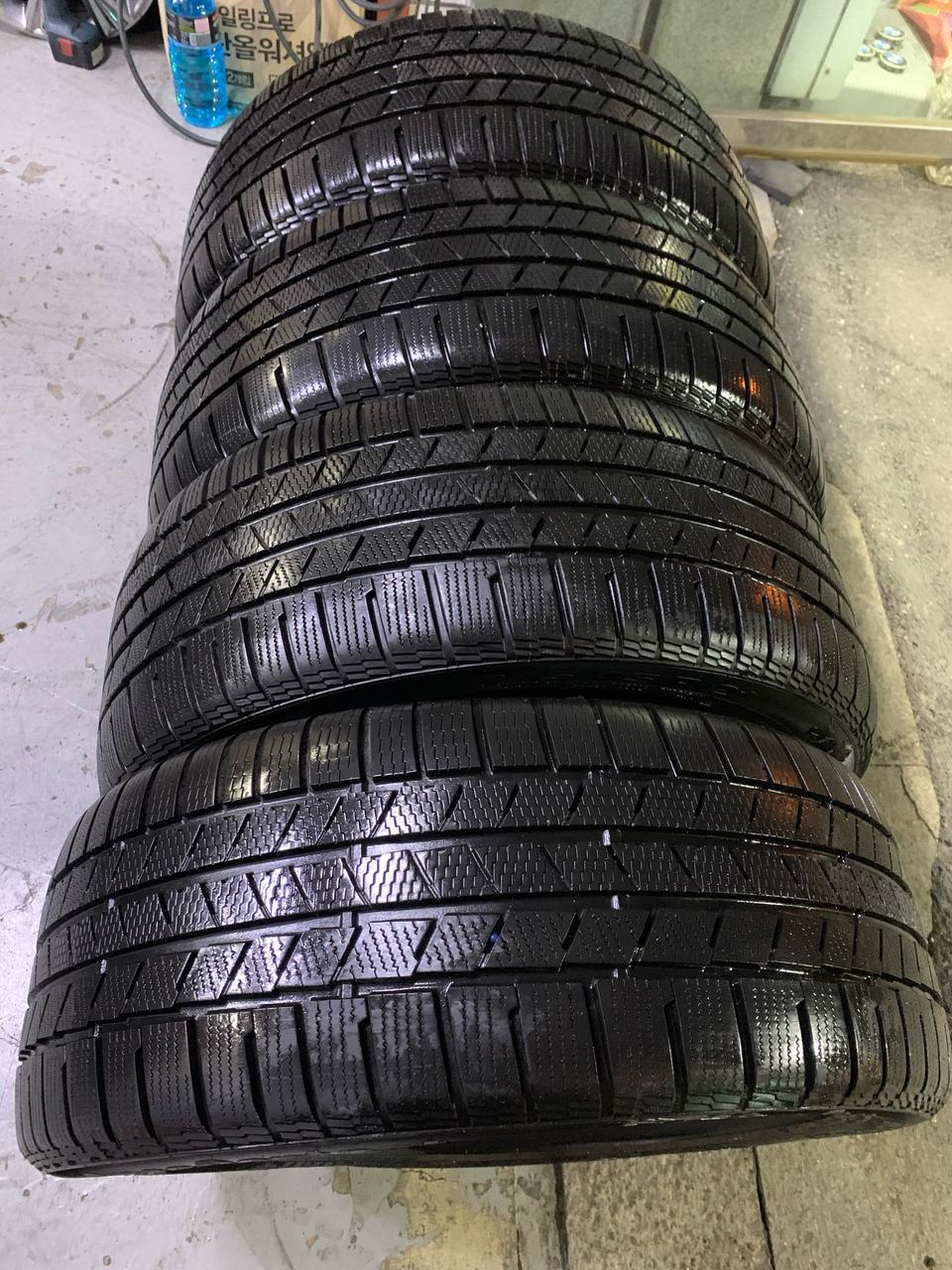 275 45 21 콘티넨탈 스노우타이어 레인지로버21인치