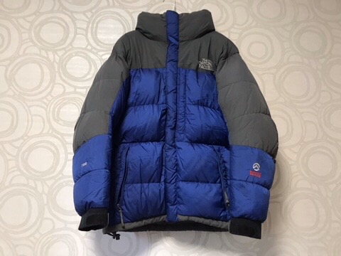 노스페이스 구써밋 패딩