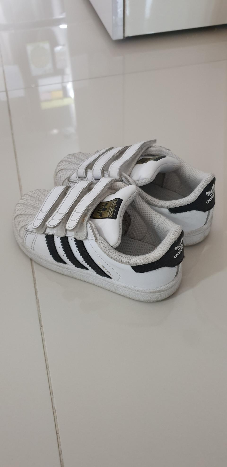 아디다스 아기운동화 150사이즈