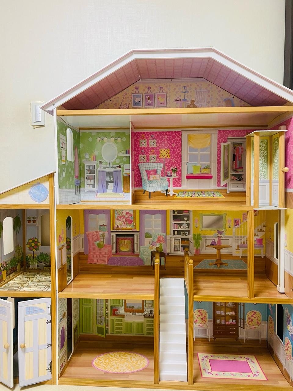 인형의 집 팝니다