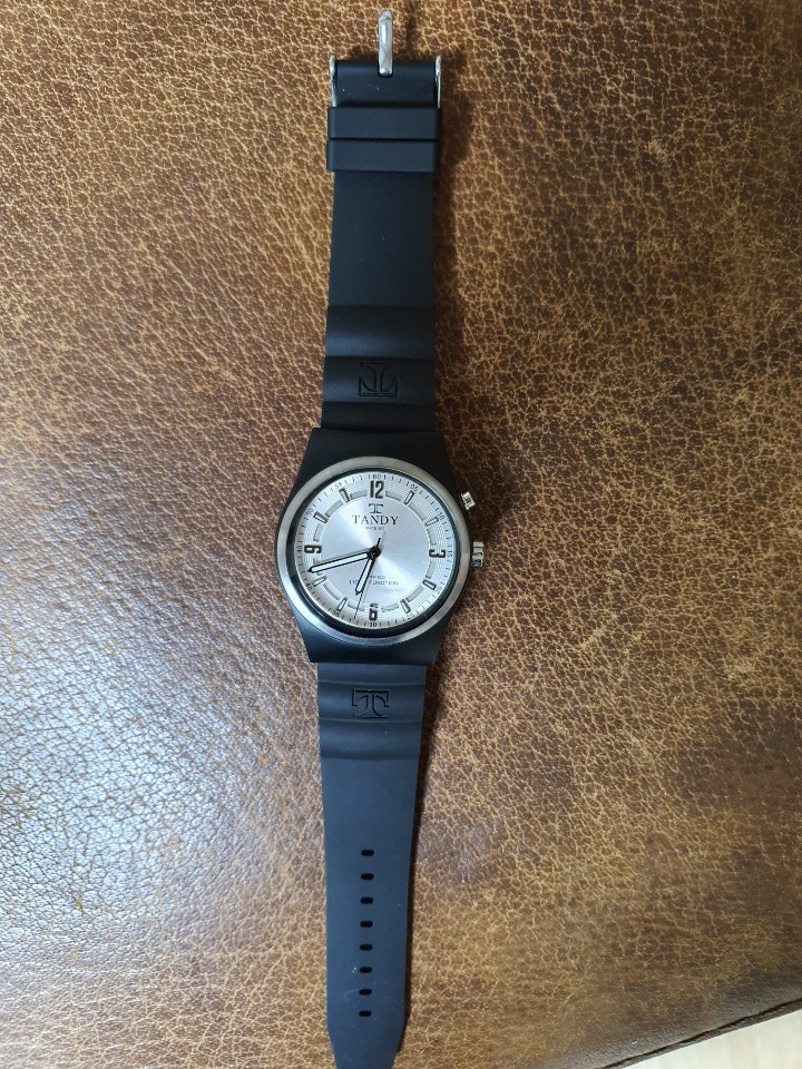 탠디 시계 판매합니다