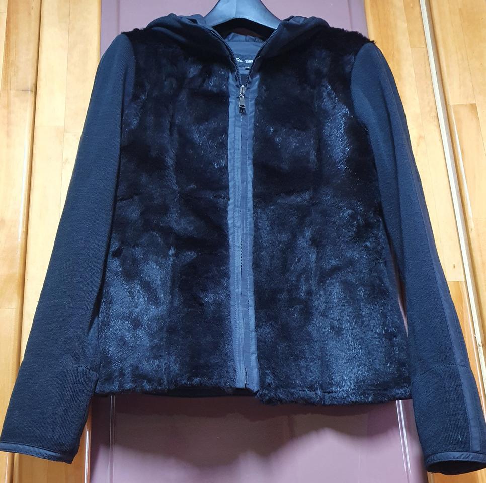 토끼털니트후드집업