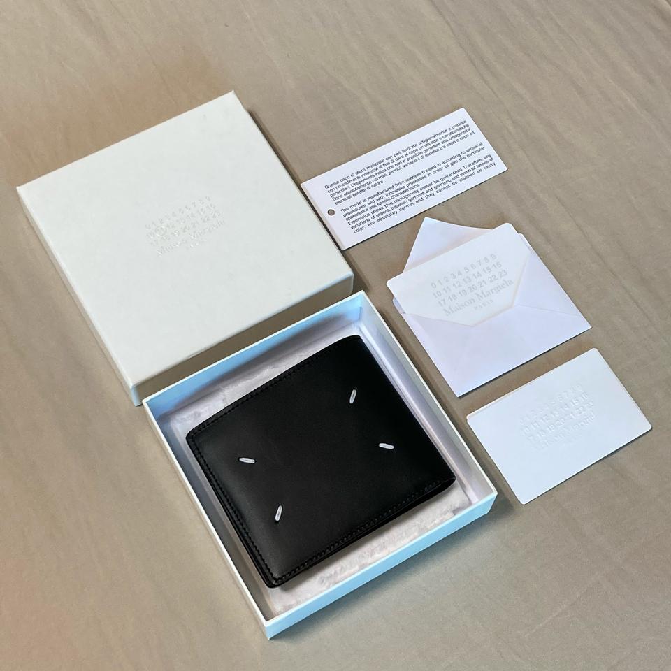 [새제품] 메종 마르지엘라 20FW 가죽 지갑