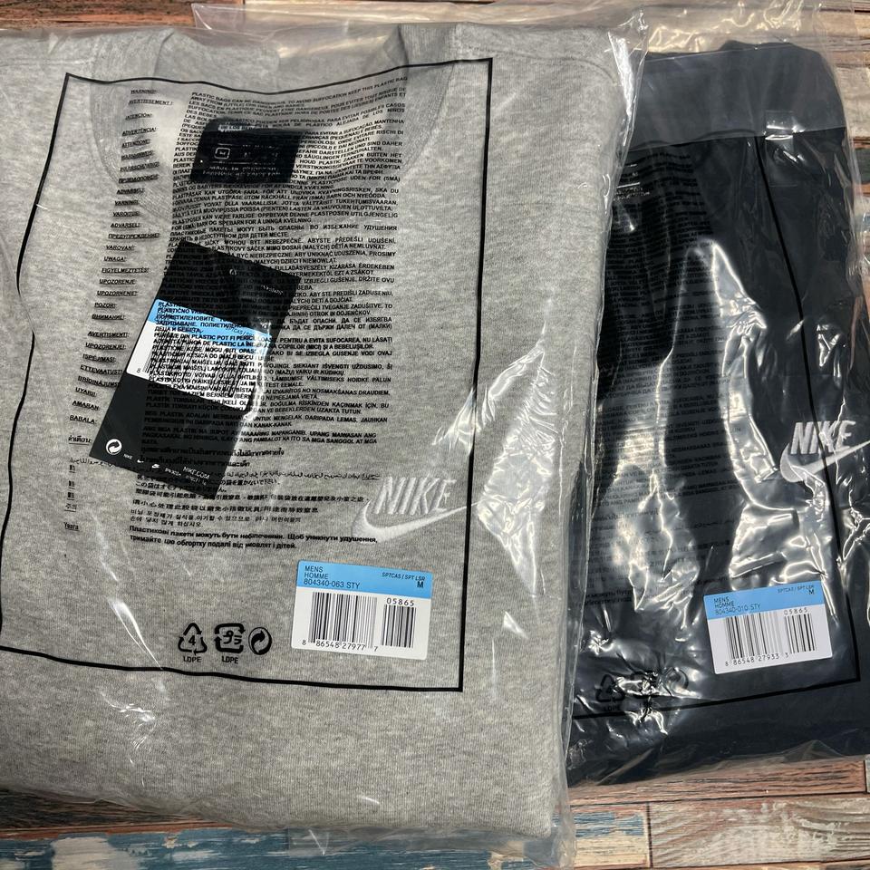 정품,새상품/나이키 클럽 기모 맨투맨