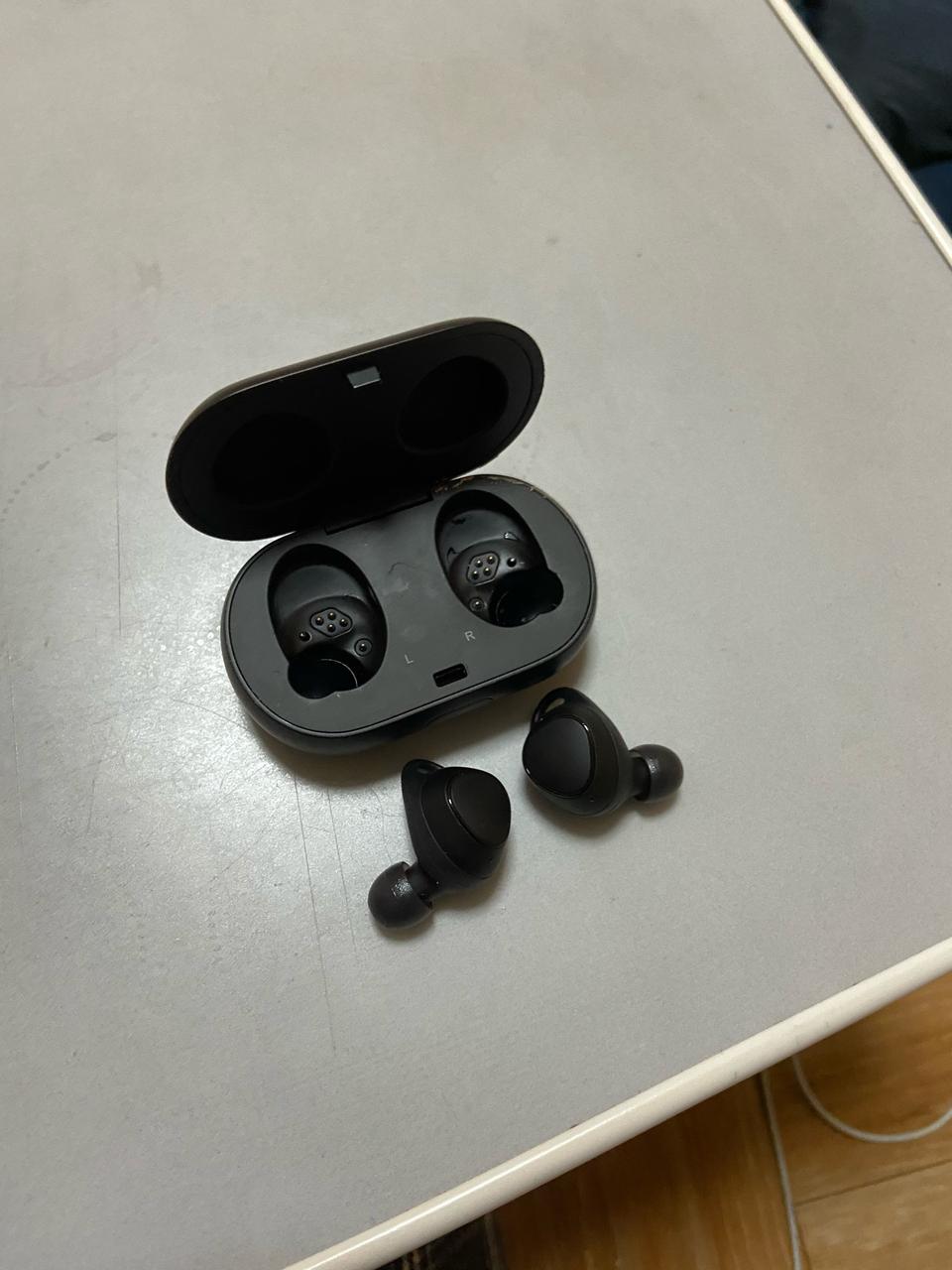 삼성 기어 아이콘 x(2018) 판매합니다