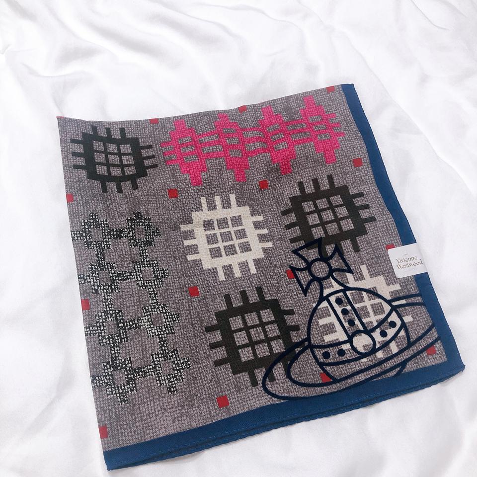 비비안웨스트우드 손수건