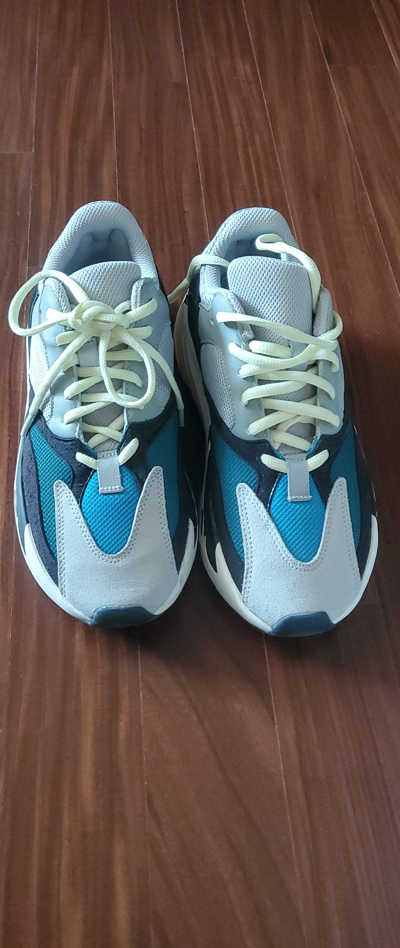 아디다스 웨이브러느운동화일주일할인15만원