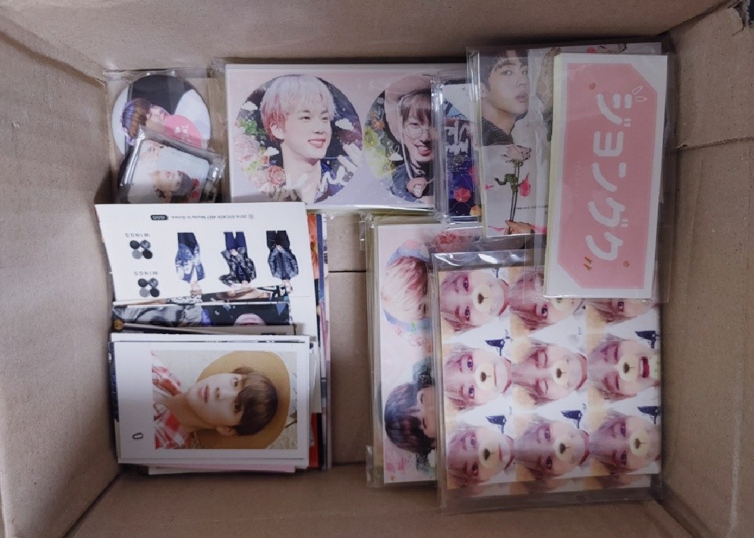 방탄 굿즈 2만원에 팝니다