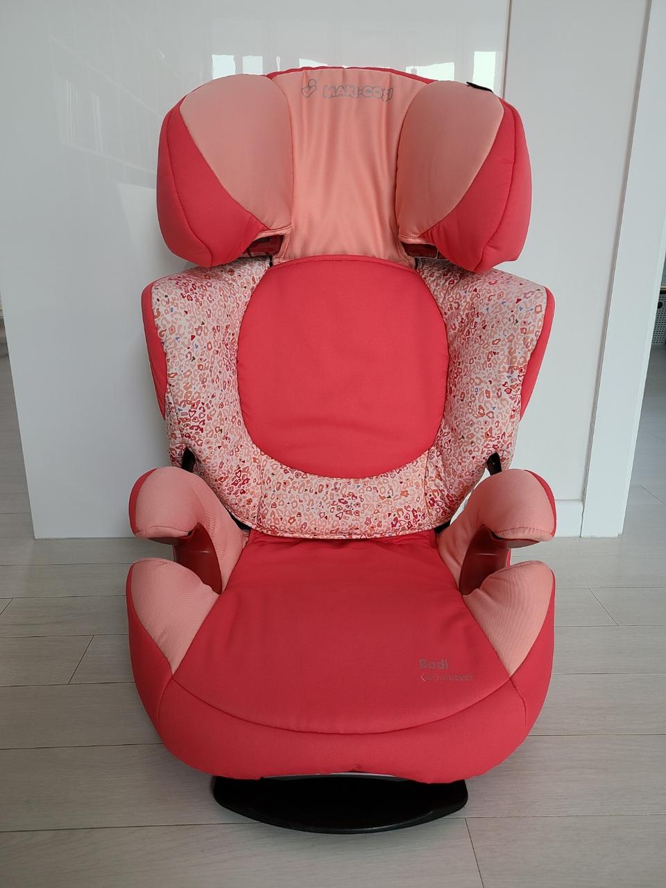 맥시코시 로디 AP 쨍하고 예쁜 핑크색 카시트