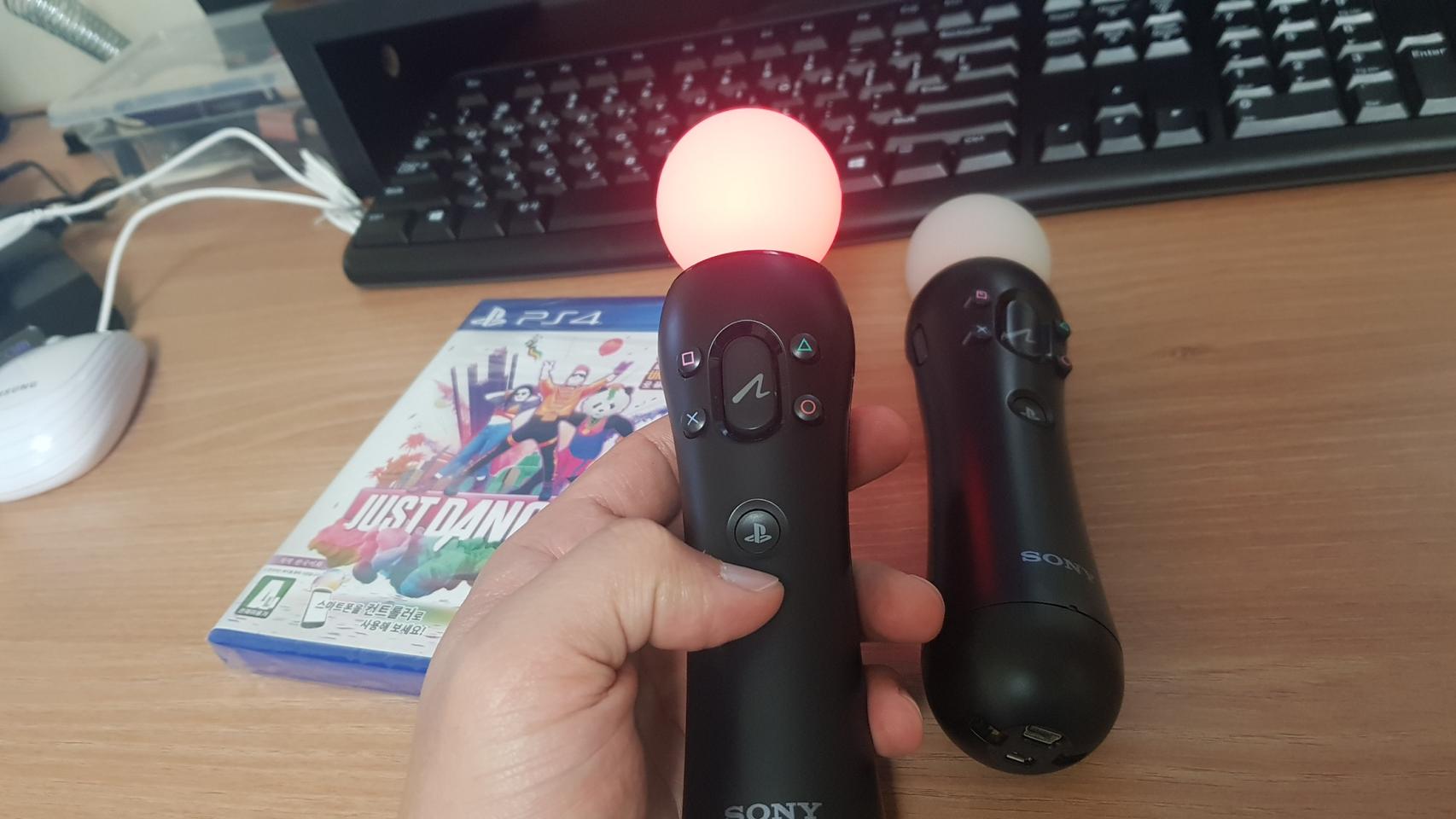 Ps4 저스트댄스 2019, 무브봉1개