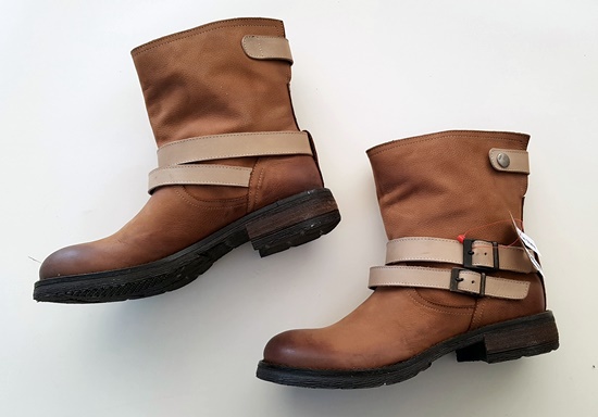 이태리 명품 앵클부츠 새제품