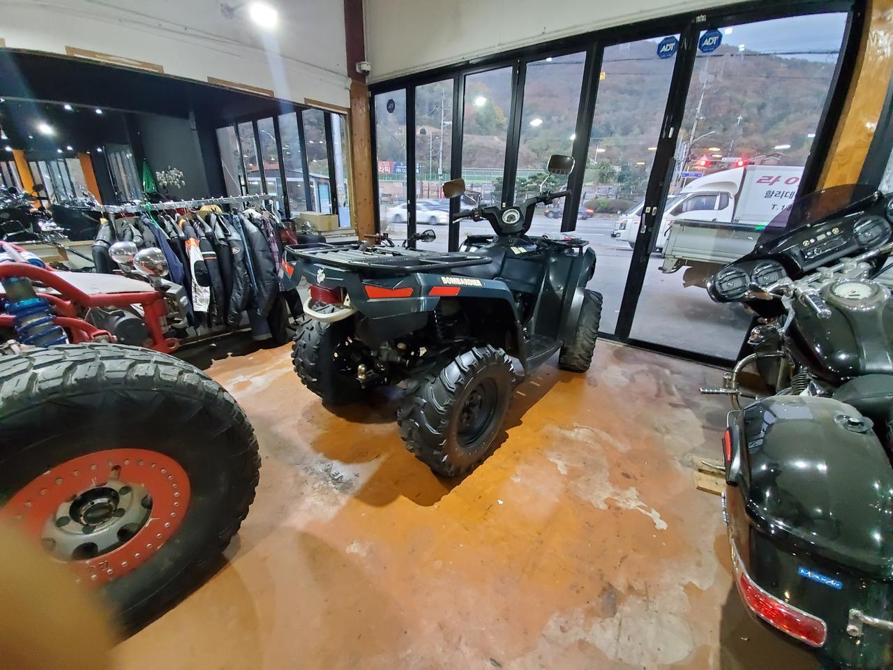 캔암 아웃랜더400 신차급 전액할부가 무료배송