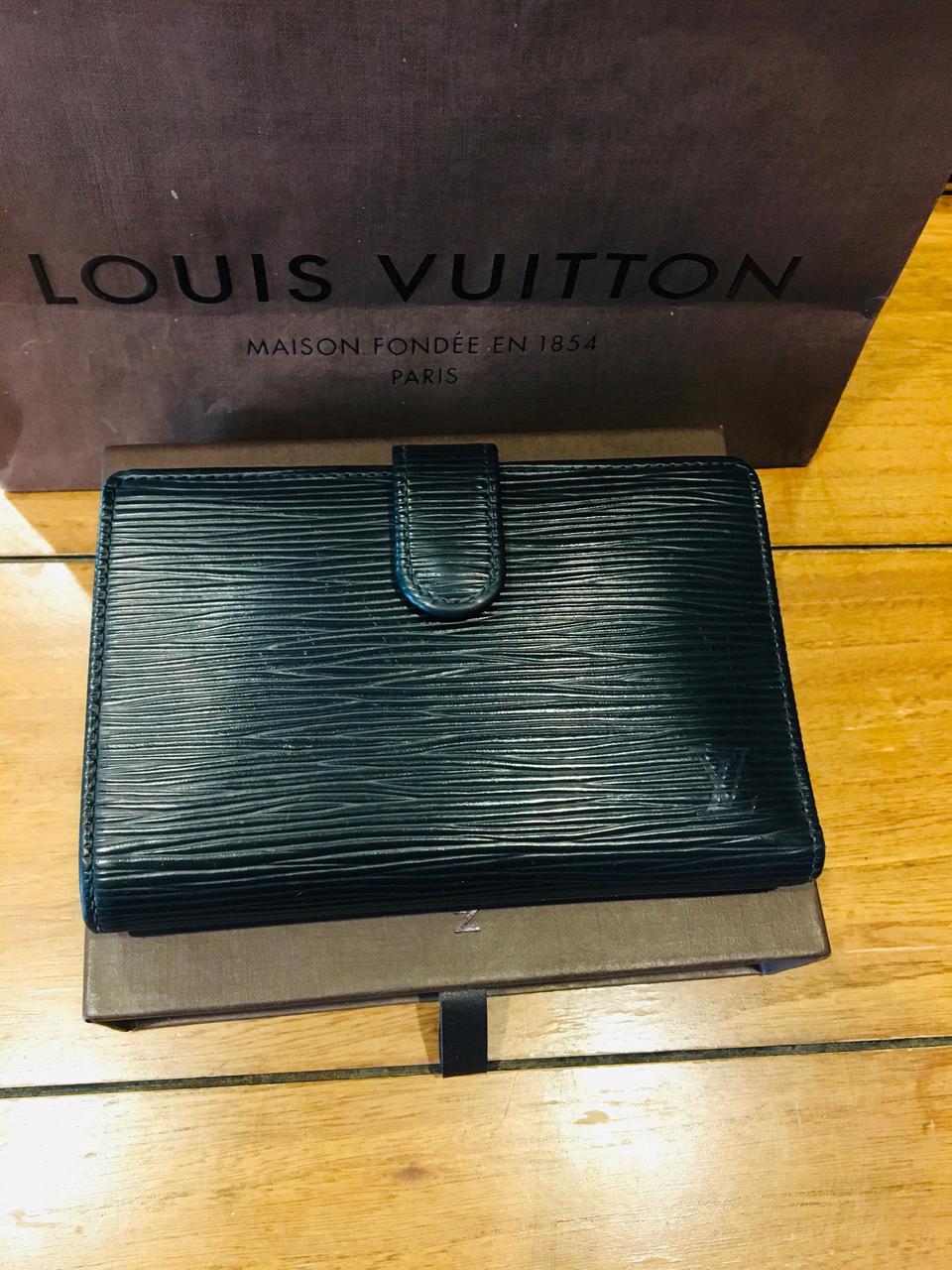 정품 루이비통 에삐 프렌치퍼스 금장반지갑 블랙