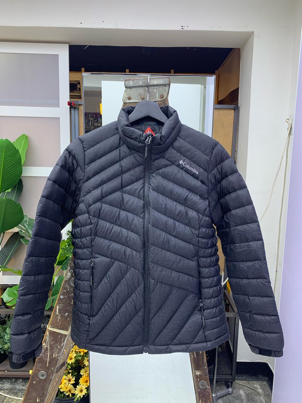 콜롬비아 구스 경량패딩