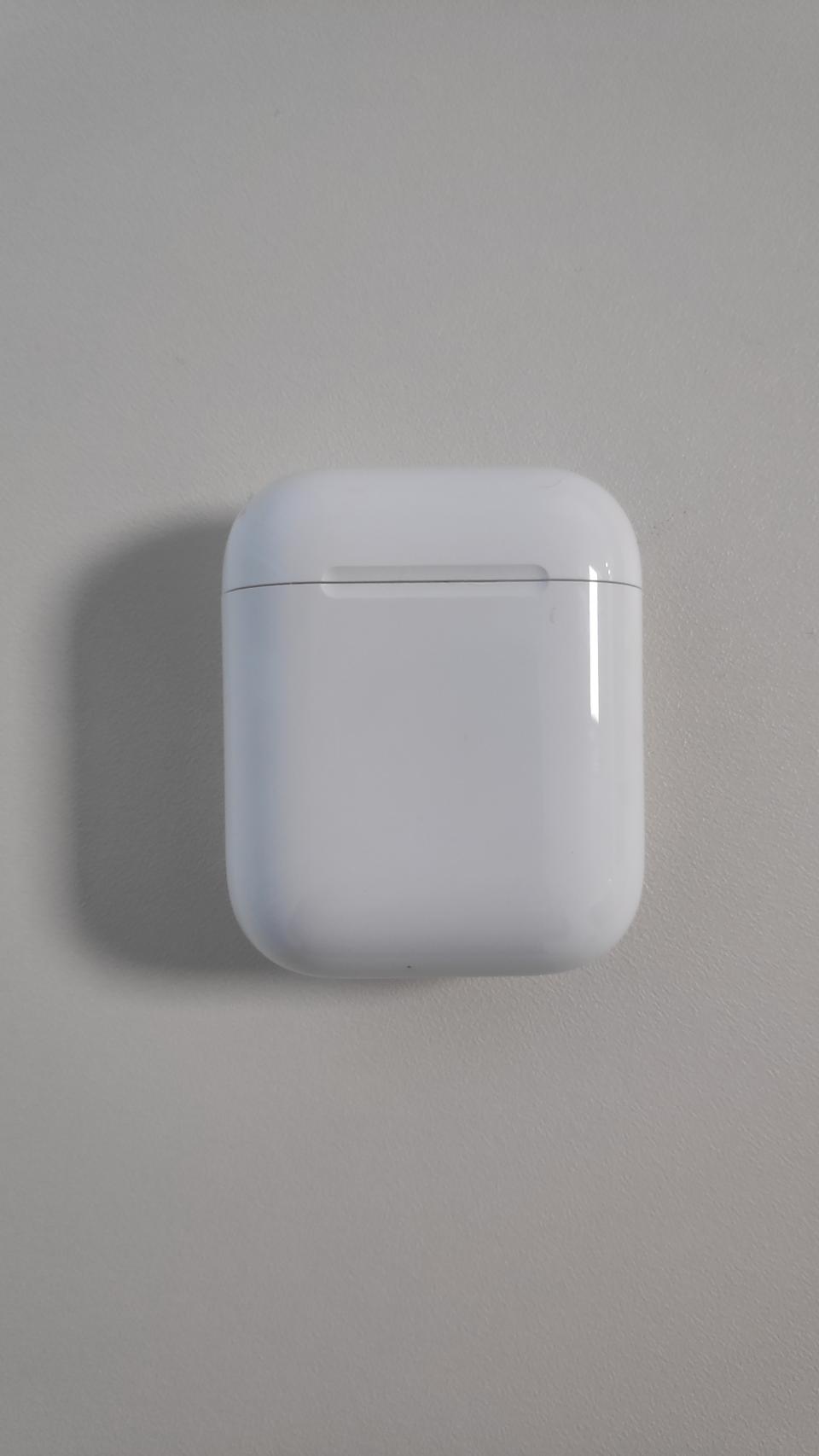 에어팟2 유선충전 본체