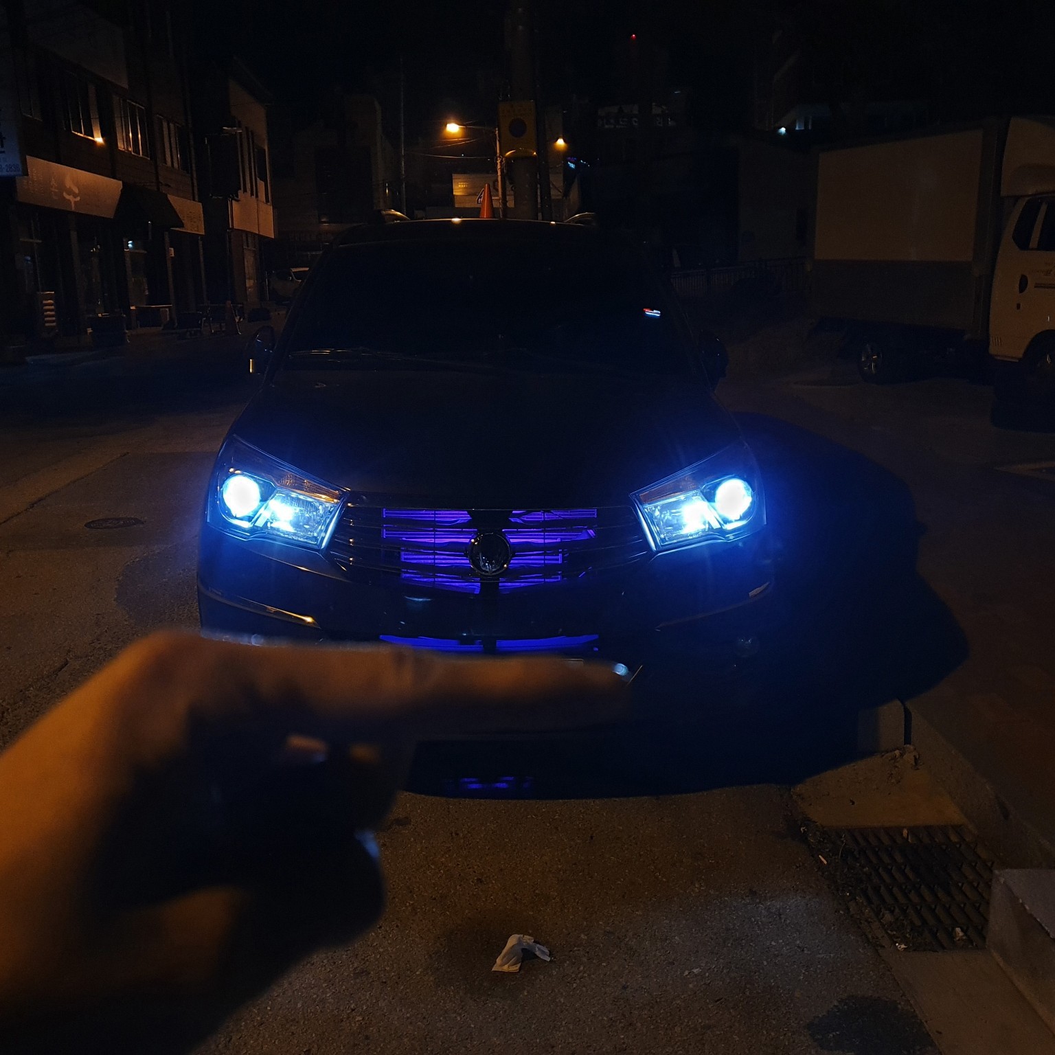 profileImg