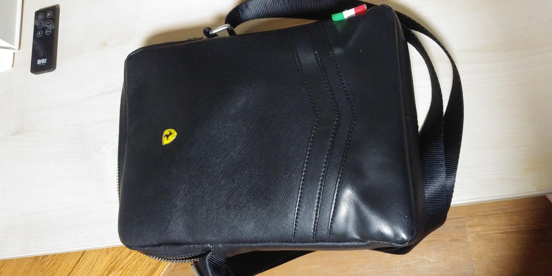 람보르기니 크로스백