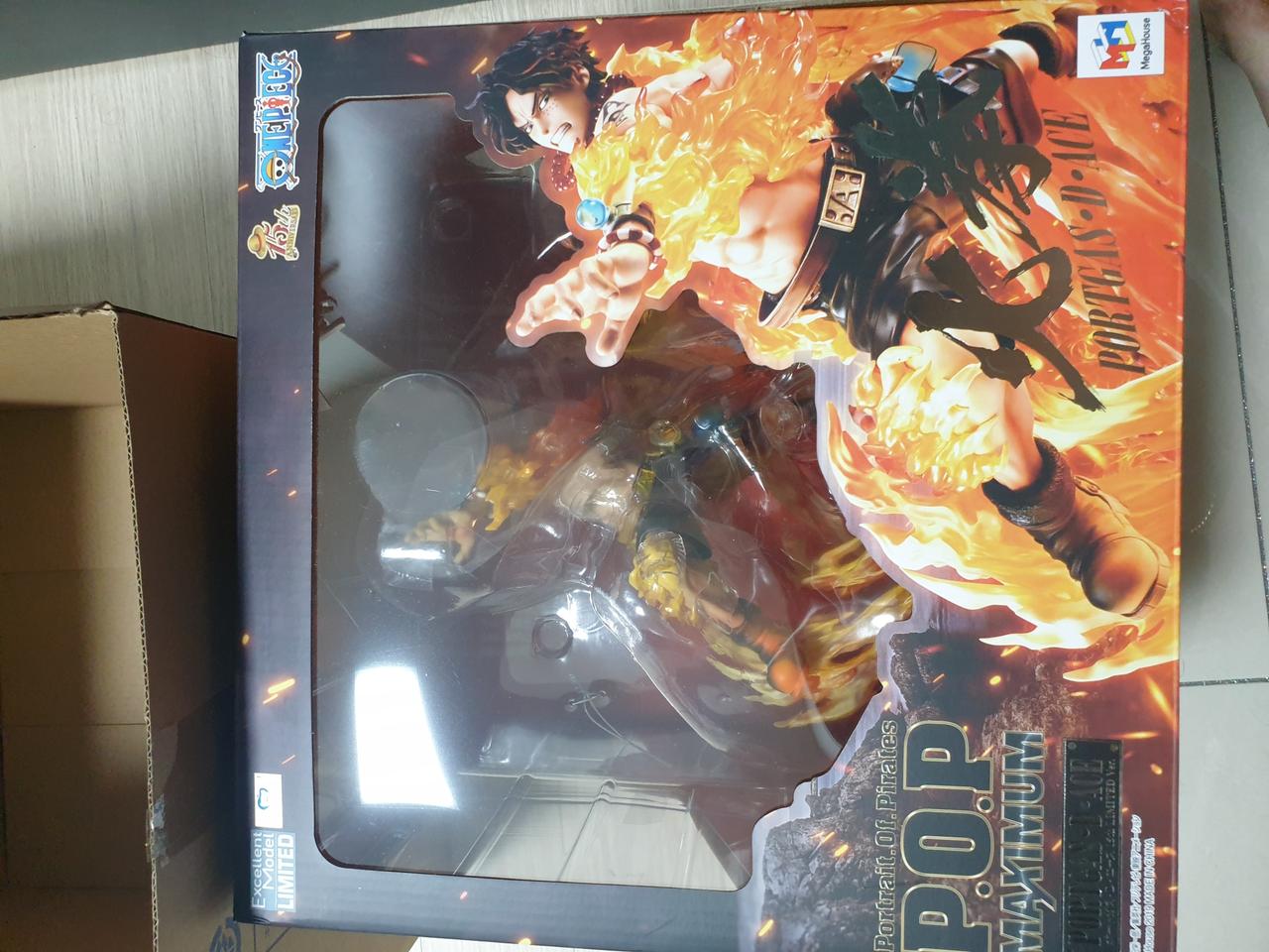 맥시멈 에이스 피규어 판매합니다^^