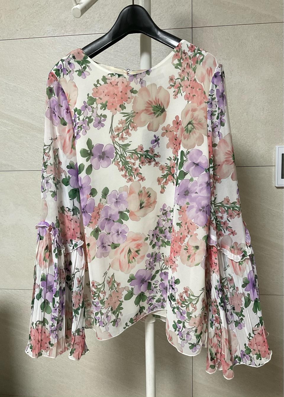 택안땐새거) 마시모두띠 블라우스