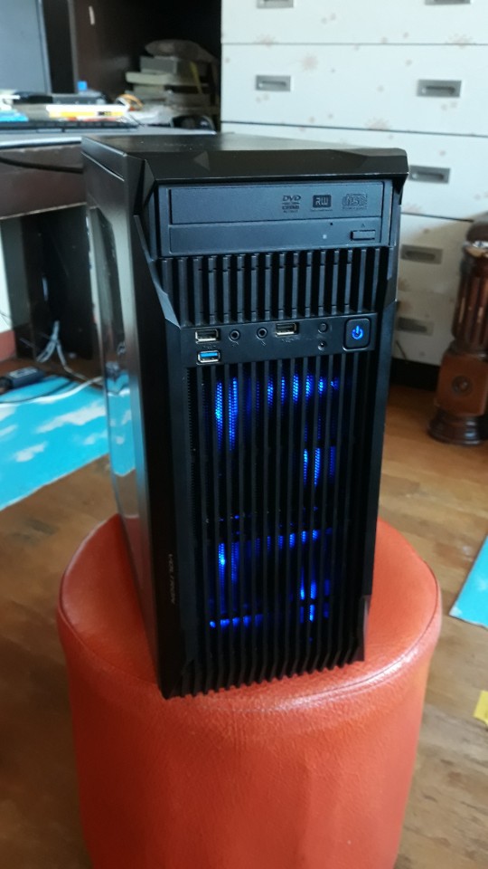 롤 옵치 돌아가는 최저가 가성비 컴퓨터!!