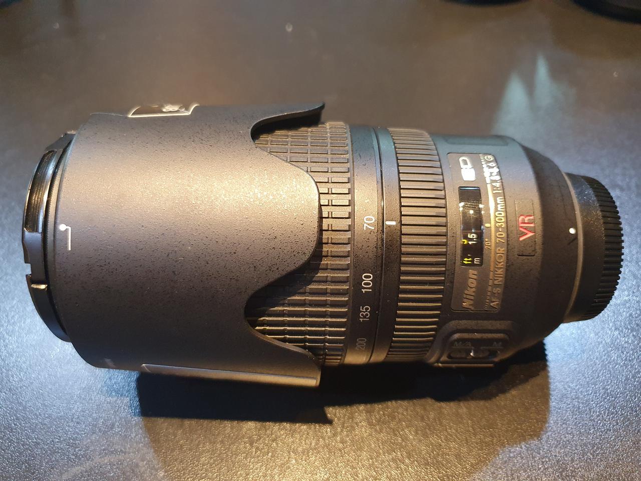 니콘 70-300 VR 렌즈