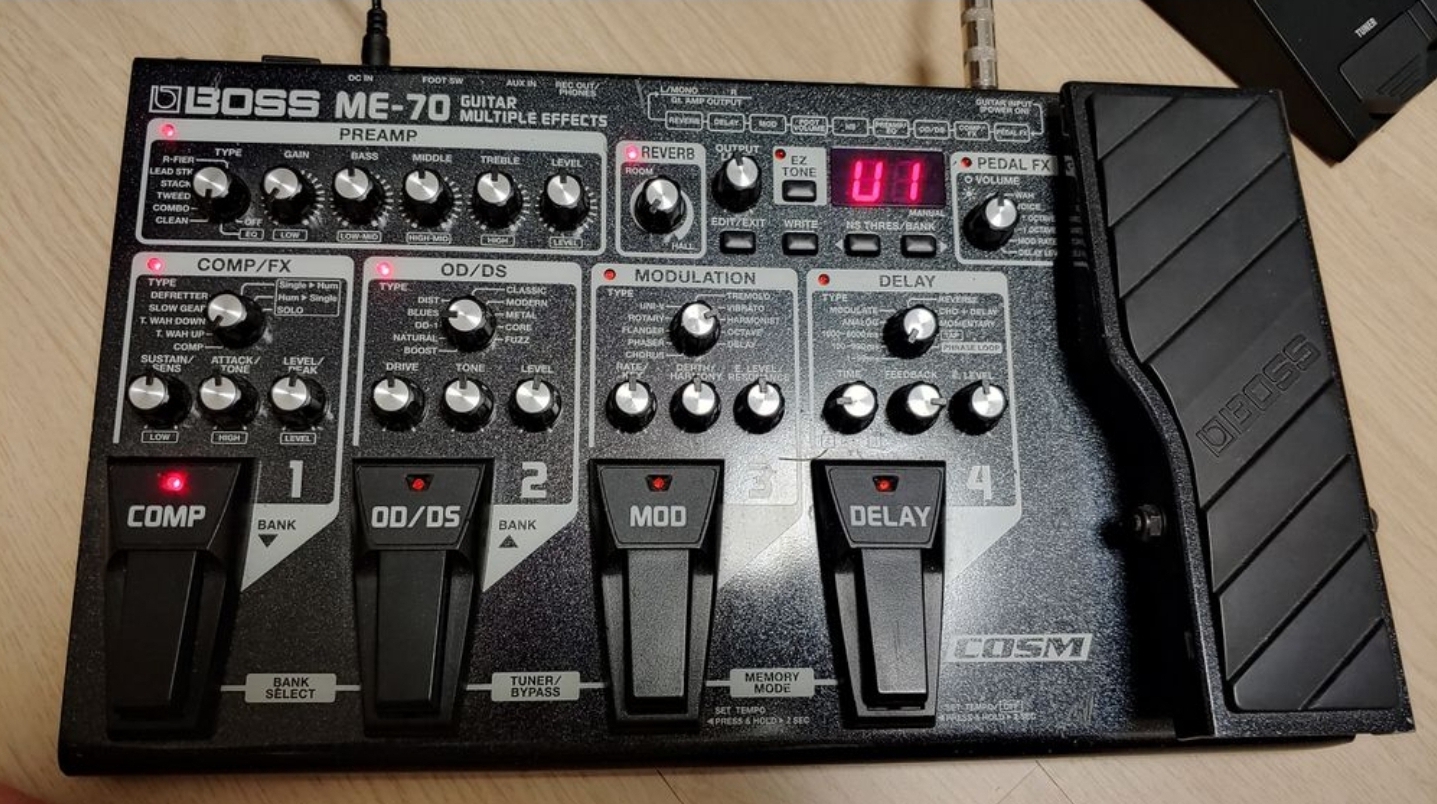 기타 멀티이펙터 me-70