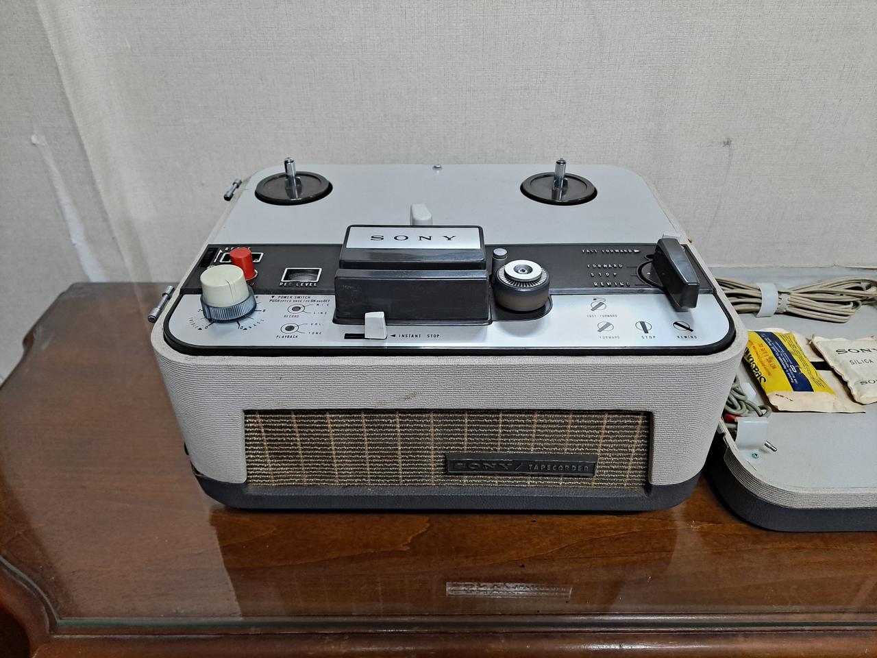 SONY  TC-102A  테이프 레코드