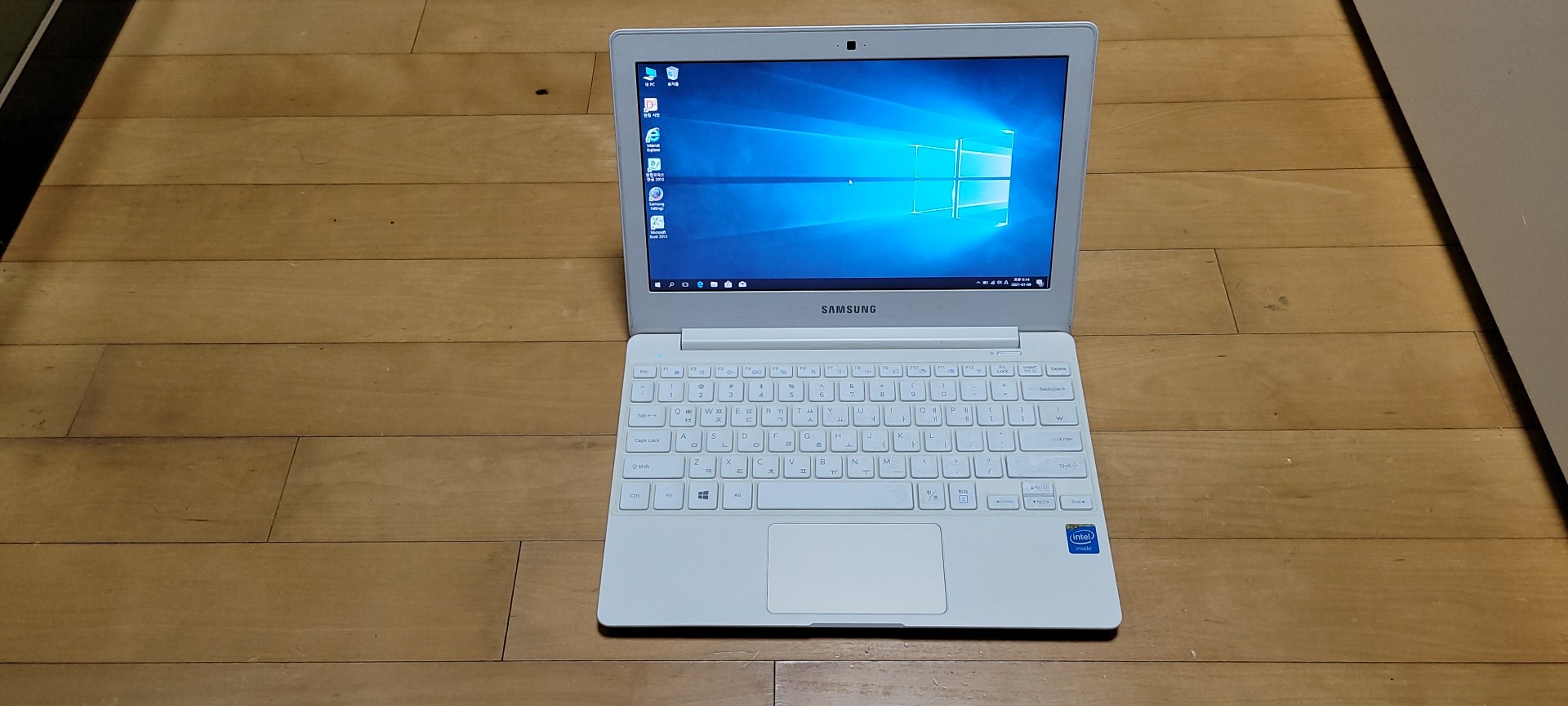 삼성 초경량 아티브북( 1.2KG/ SSD/ 한글/ 엑셀)