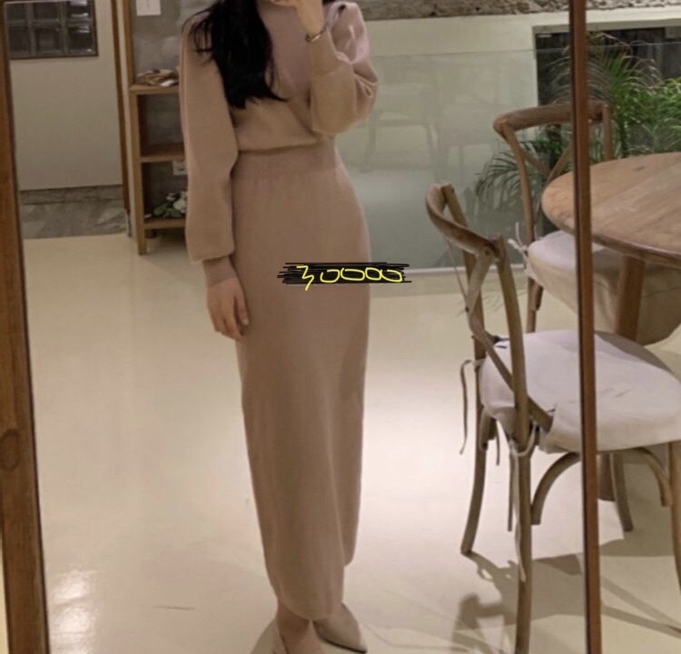 니트원피스 베이지 블랙 팔아요