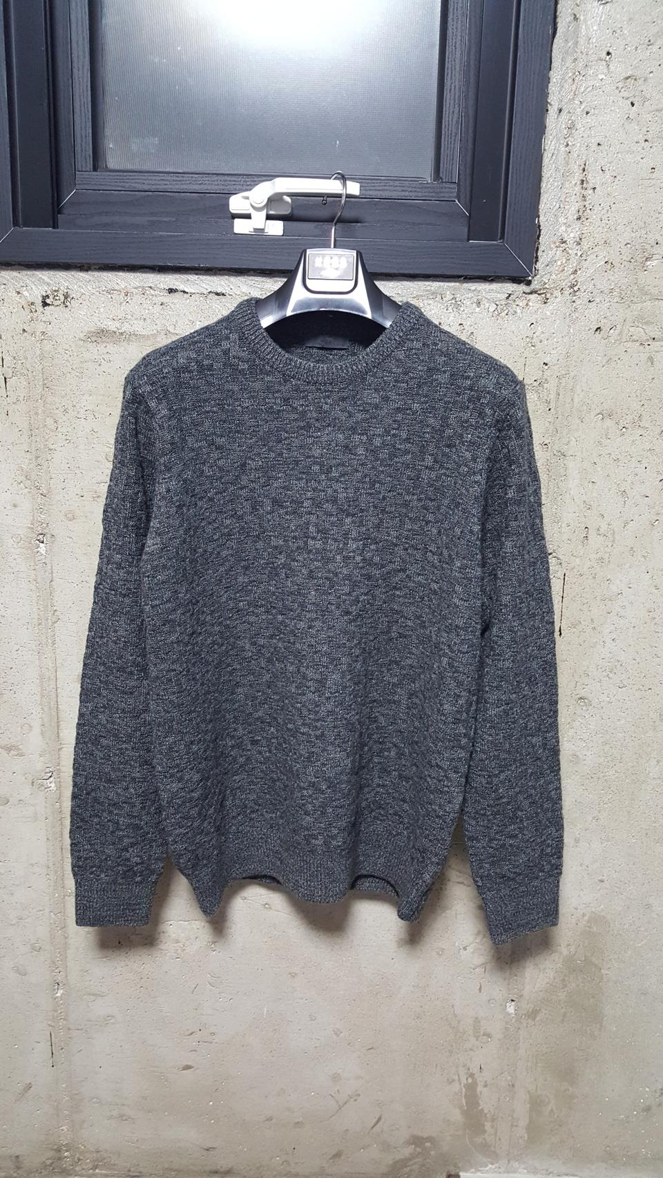 지오지아 급매 남성 니트 100