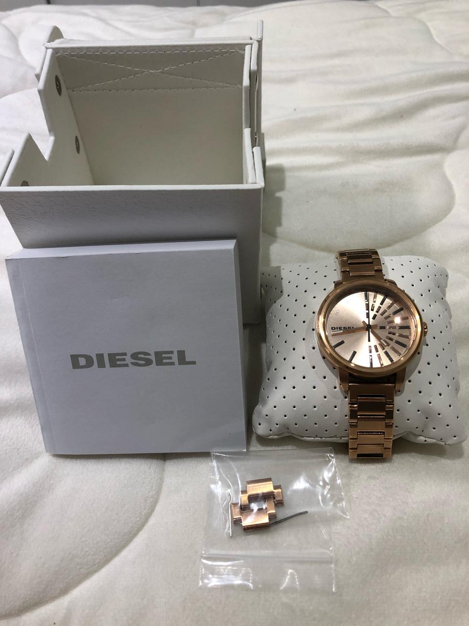 새상품 디젤 메탈시계