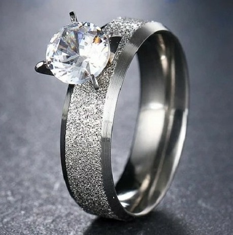 4-42. 써지컬 스틸/플래티늄 플래팅/지르콘 2캐럿 반지