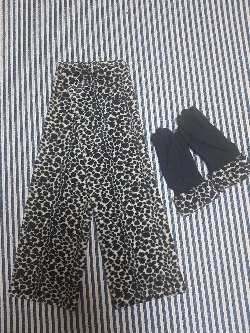 호피 목도리 장갑 셋트